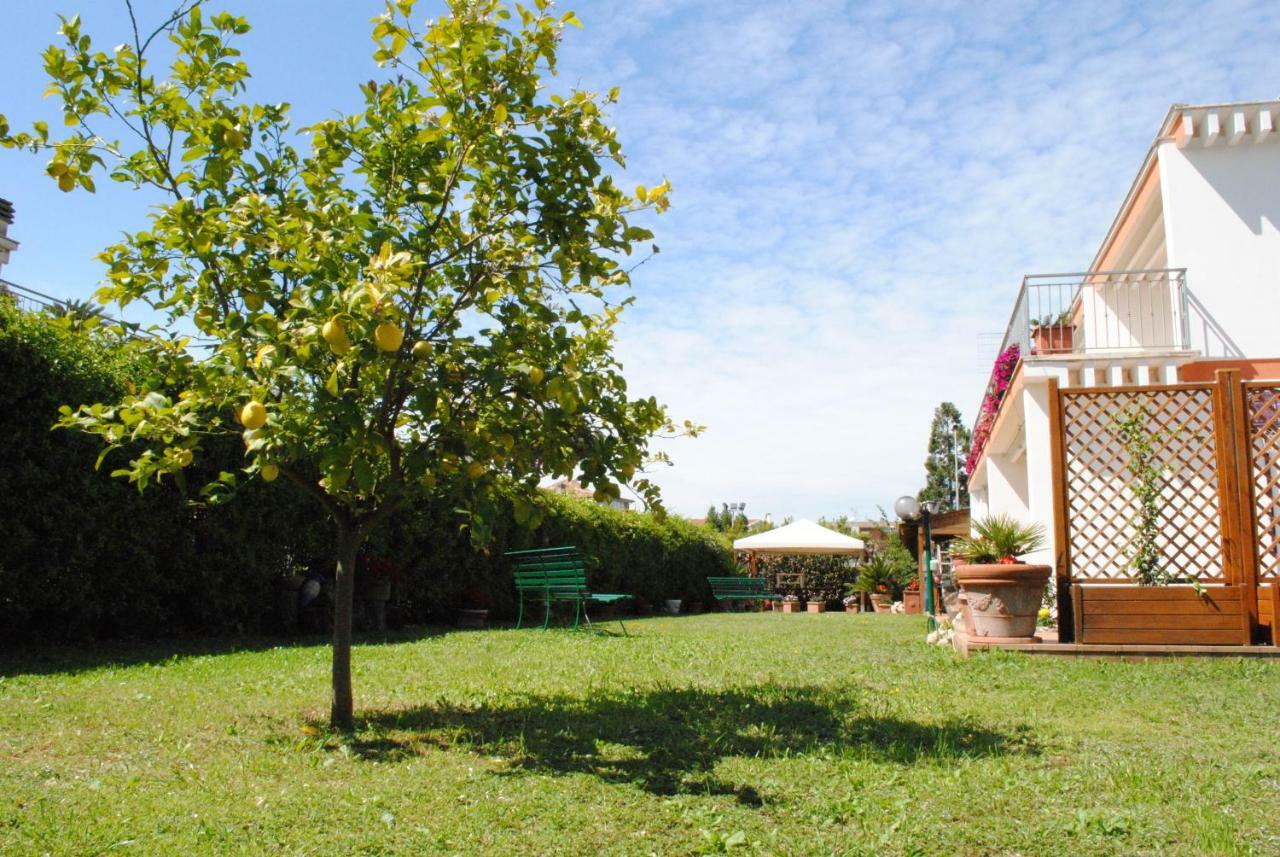 Villa Regina B&B Nettuno Ngoại thất bức ảnh