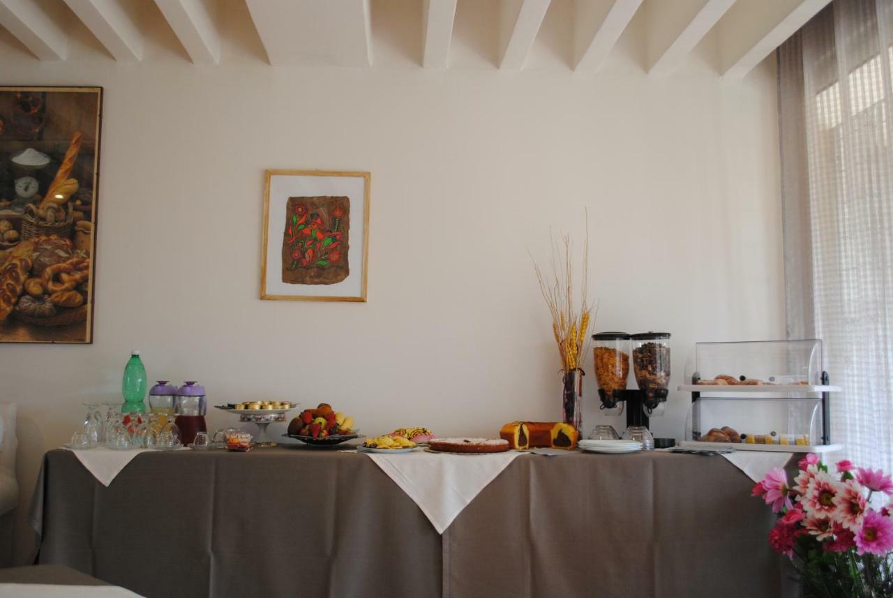 Villa Regina B&B Nettuno Ngoại thất bức ảnh
